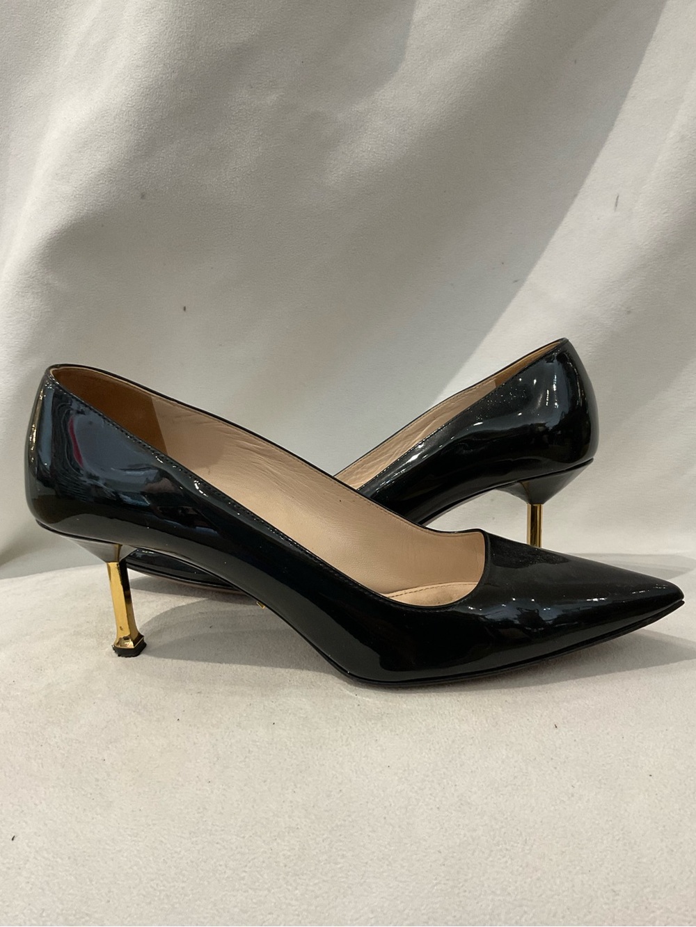 Prada Pumps